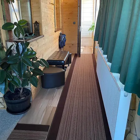 Edelweiss Cozy Cu Semineu, Sauna Si Terasa *